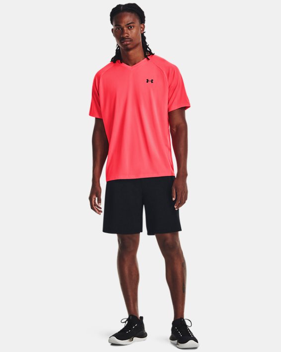 Men's UA Tech™ V-Neck Short Sleeve, Red, pdpMainDesktop image number 2